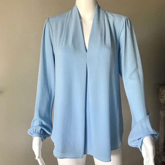 MICHAEL Michael Kors V-Neck Pleat Blue Top NWOT M - Picture 3 of 6